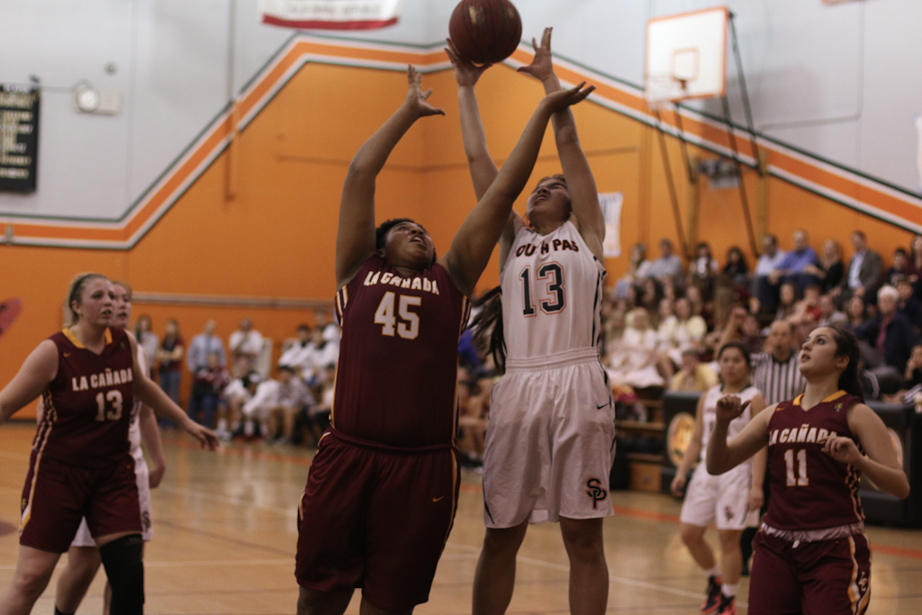 Thumbnail for Girls’ basketball overwhelms La Canada 71-38