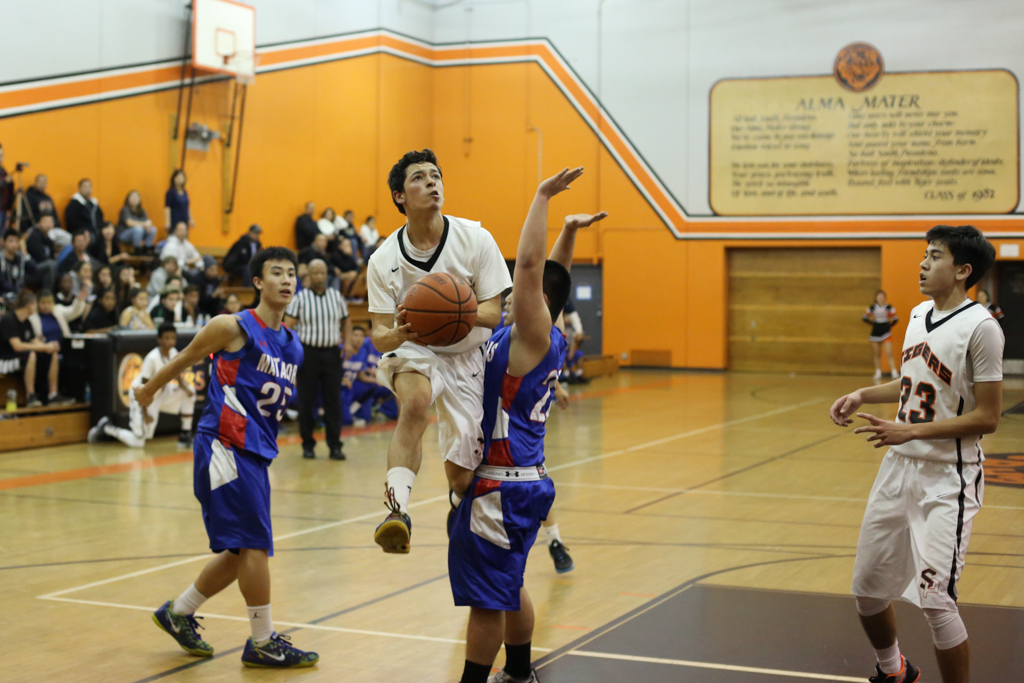 Thumbnail for Boys’ basketball drops matchup against San Gabriel by a score of 64-61