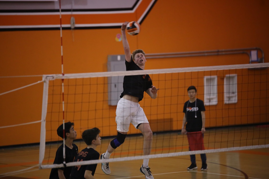 Thumbnail for Boys’ volleyball earns first place tie in RHL against La Cañada