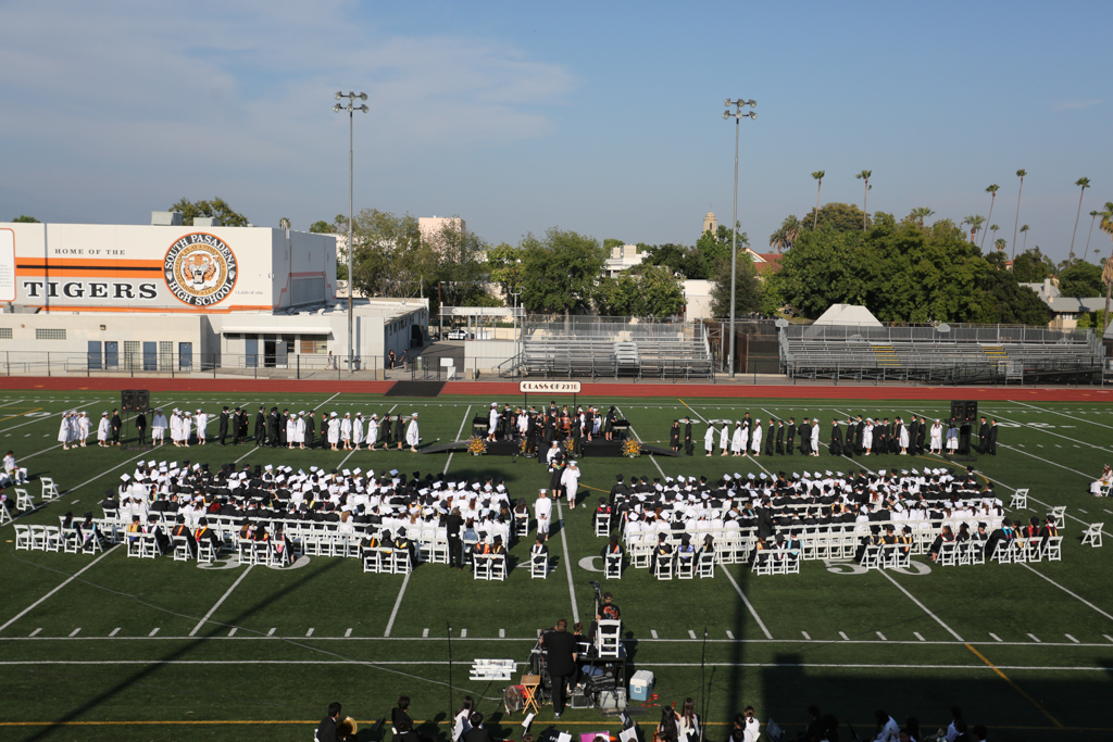 Thumbnail for South Pasadena says farewell to the Class of 2016