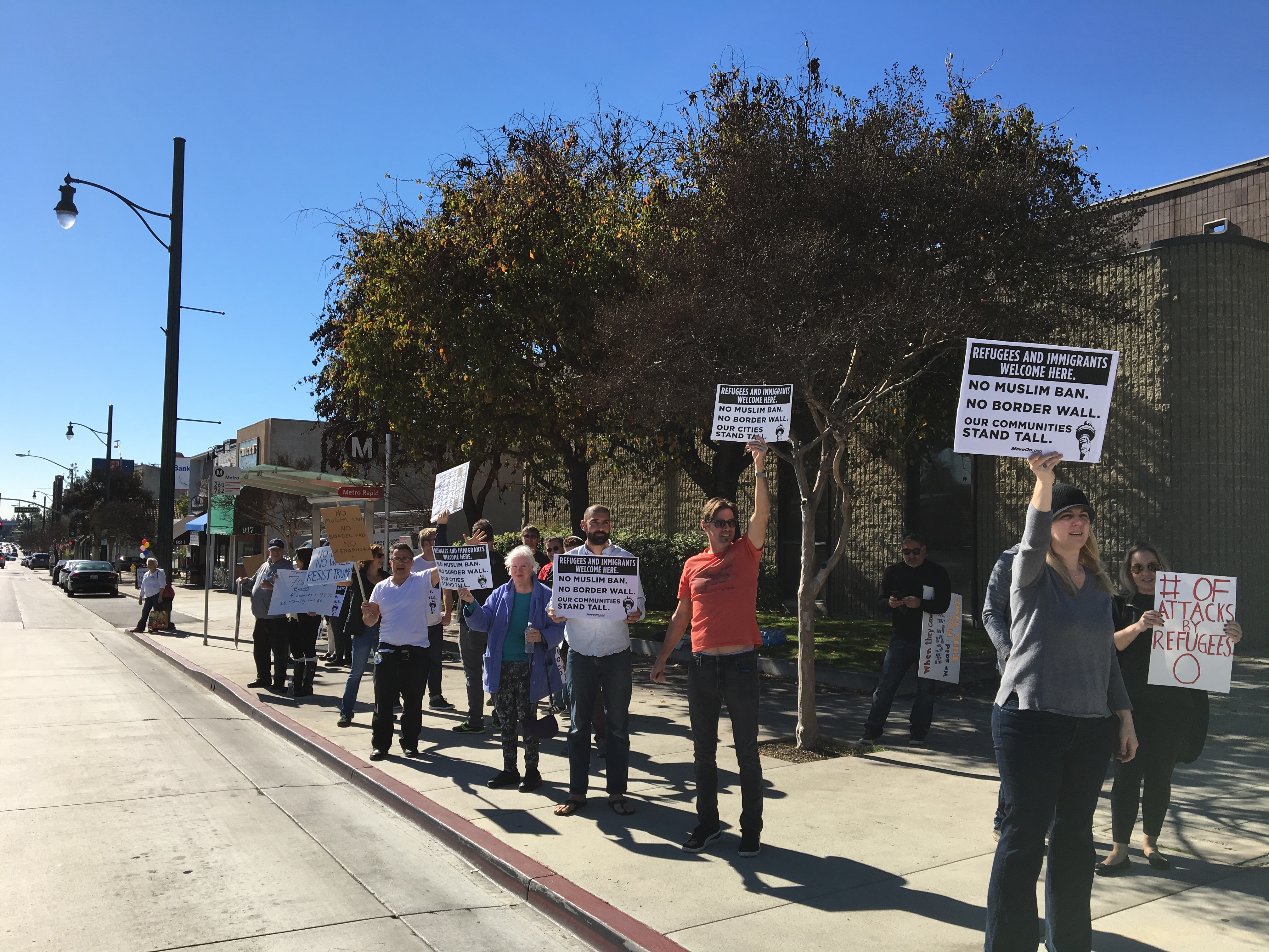 Thumbnail for Progressive Folks of South Pasadena holds protest following executive order on immigration