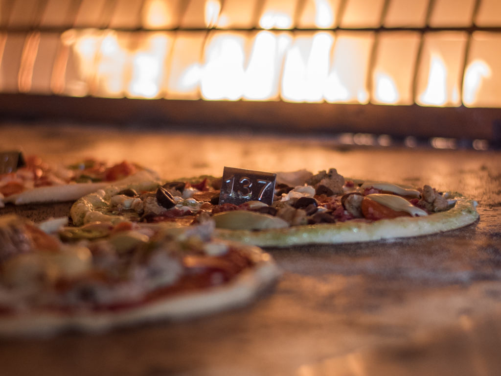 Thumbnail for Blaze Pizza is now slinging fresh pies on Fair Oaks following a grand opening