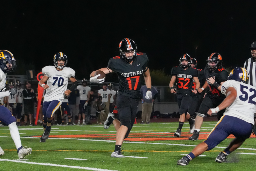 Football pulverizes Alhambra in final preseason game