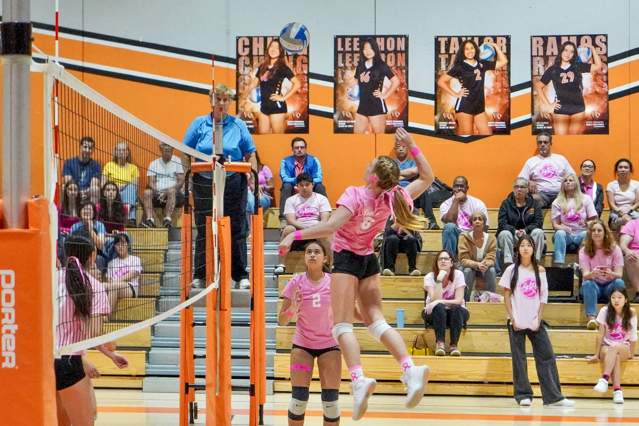 Girls volleyball takes down Temple City 3-1 in breast cancer awareness match