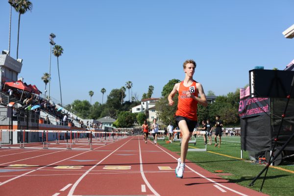 Track and Field splits the victory against Temple City